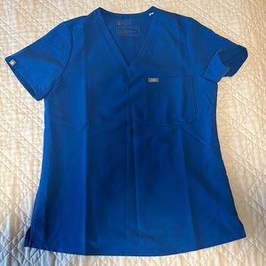 Women’s Figs Catarina Scrub Top